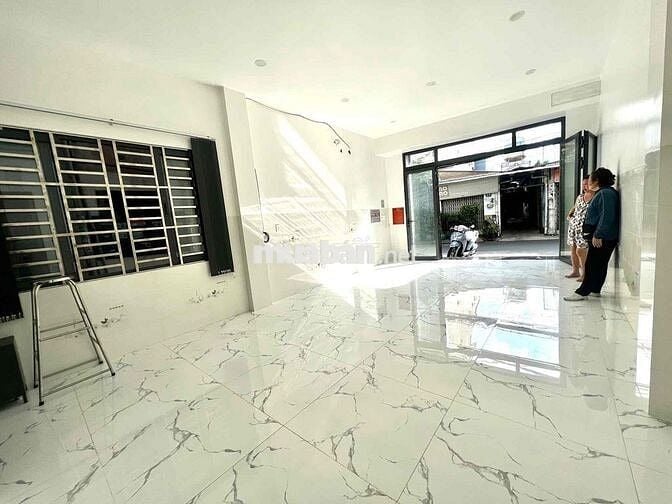 Cho Thuê Mặt Bằng Tống Văn Hên, 4.5x10m 8tr
