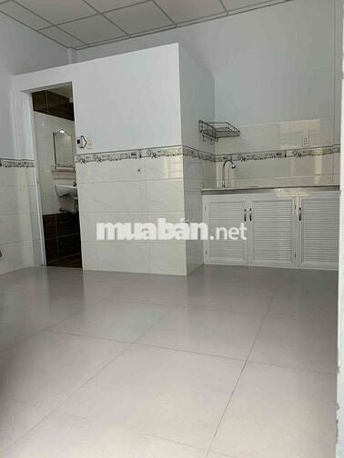 Cho thuê nhà trọ 1 trệt+1 lầu sàn gỗ có ban công riêng