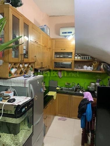Cho thuê nguyên căn nhà4tầng3 ngủ khép kín, đủ đồ khu nguyễn chính