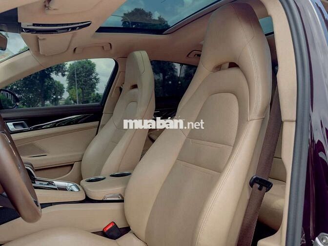 Porsche Panamera 2021 Đỏ Ruby 1 chủ cực đẹp
