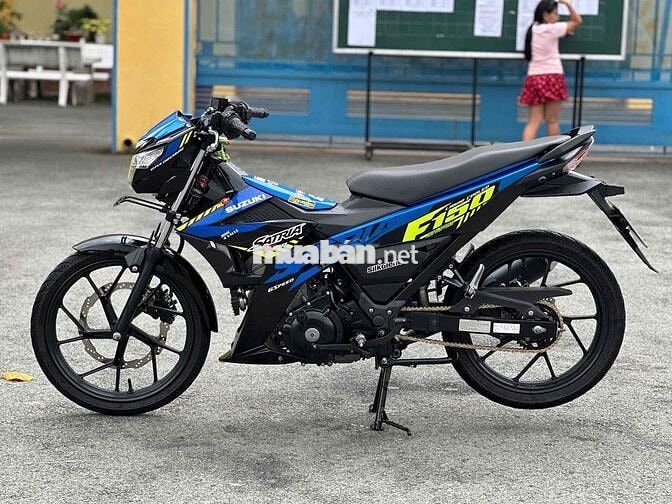 Suzuki Satria F150 2022 Xanh đen Côn tay