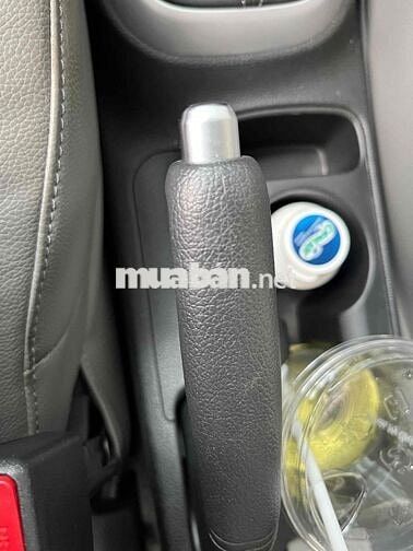 KIA SOLUTO 2019 1.4 MT Số sàn Trắng