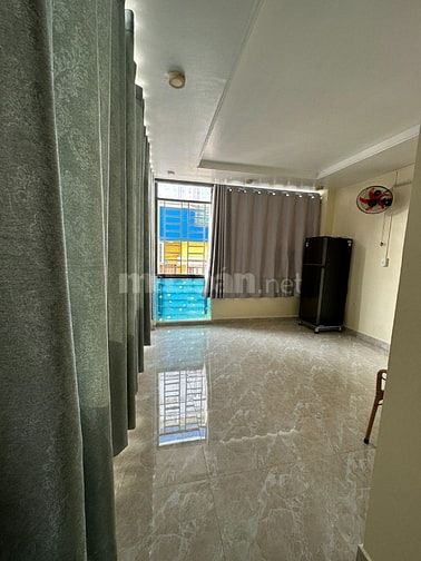 Quận 10, cho thuê phòng tiện nghi, máy lạnh, máy giặt, toilet riêng,