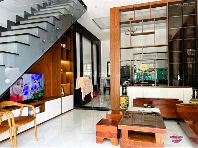 16 triệu-Nhà 3 lầu 3 phòng ngủ full nội thất mới khu dân cư Quang Vinh