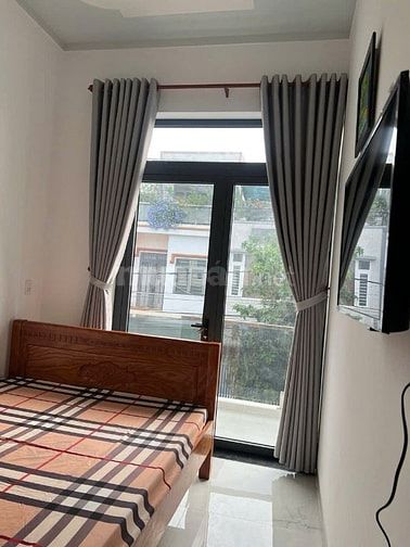 16 triệu-Nhà 3 lầu 3 phòng ngủ full nội thất mới khu dân cư Quang Vinh