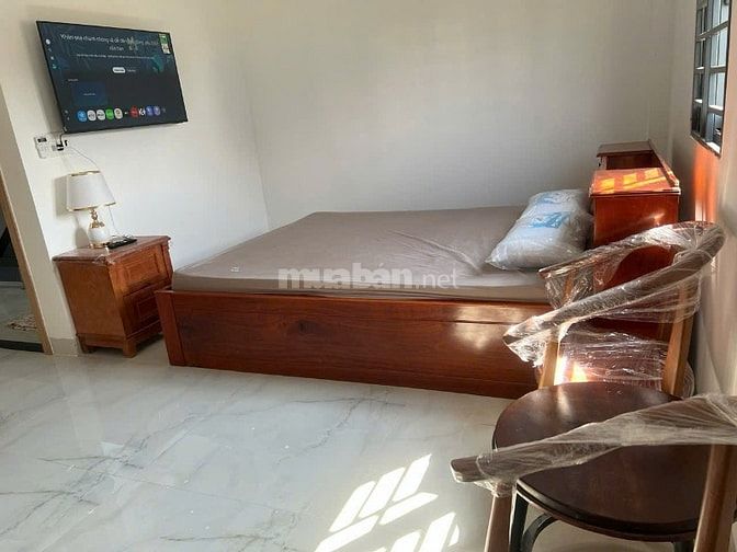 16 triệu-Nhà 3 lầu 3 phòng ngủ full nội thất mới khu dân cư Quang Vinh