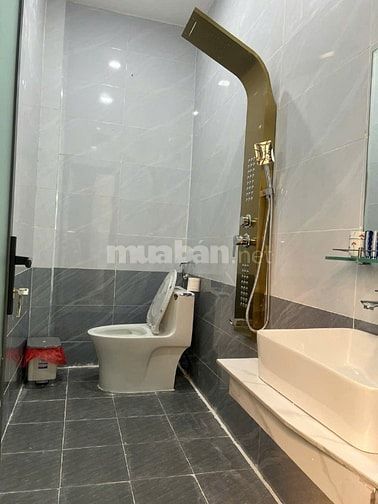 16 triệu-Nhà 3 lầu 3 phòng ngủ full nội thất mới khu dân cư Quang Vinh
