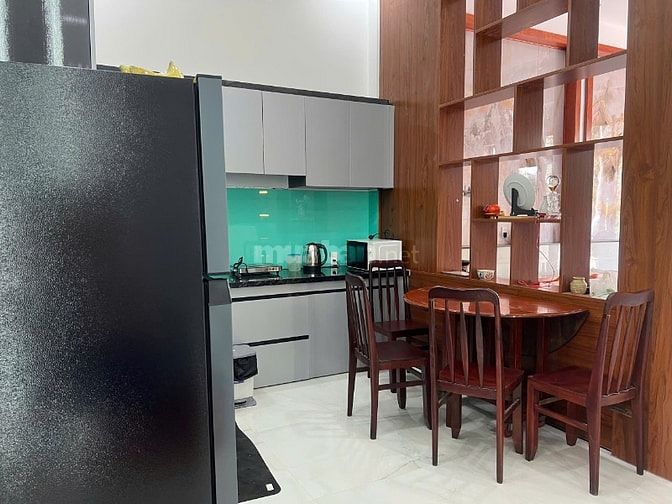 16 triệu-Nhà 3 lầu 3 phòng ngủ full nội thất mới khu dân cư Quang Vinh