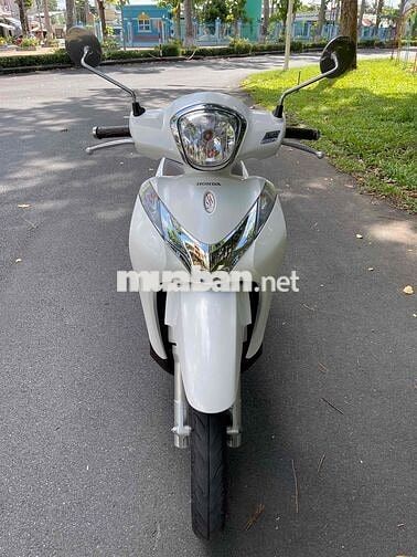 Honda SH Mode 2018 Trắng Smartkey