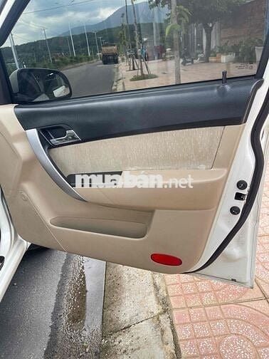 Chevrolet Aveo LTZ Trắng 5 chỗ