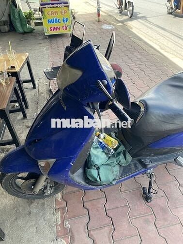 Bán xe máy lead hãng honda đang dùng giá rẻ 6tr.
