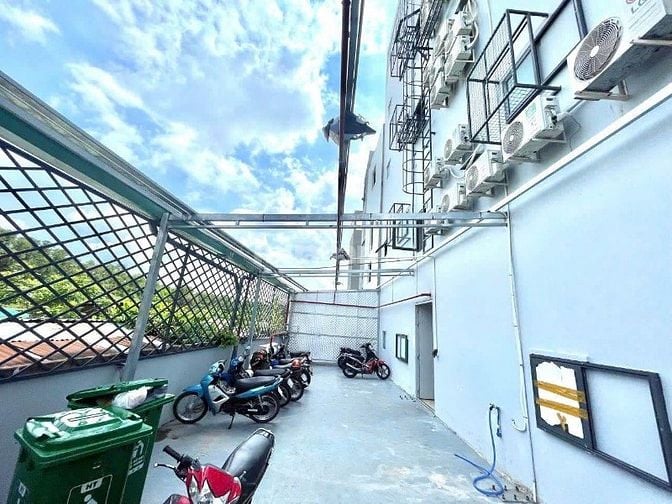 Bán tòa CHDV cao cấp 5 tầng, kết cấu 37P, tầng thượng view sang trọng