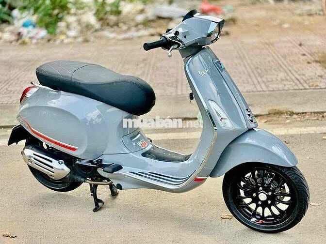 Vespa Sprint 125 ABS 2022 Xám Xi Măng – Chính Chủ