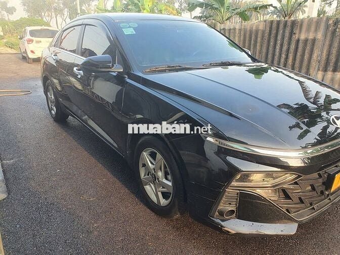 Hyundai Accent 2024 Đen 5 chỗ