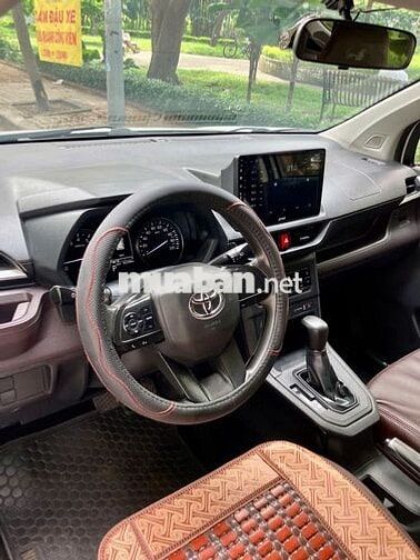 Toyota Avanza bản Premium số tự động đời cuối 2022