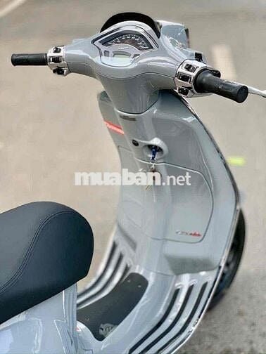 Vespa Sprint 125 ABS 2022 Xám Xi Măng – Chính Chủ