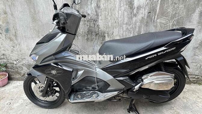 bán xe Honda Air Blade xám đen