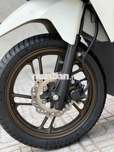 Honda Vario 125 2023 Trắng Vài ngàn km