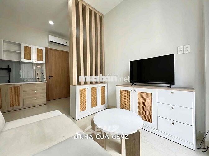 CĂN HỘ 1 PHÒNG NGỦ BAN CÔNG - MÁY GIẶT RIÊNG - NGAY SÂN BAY TSN