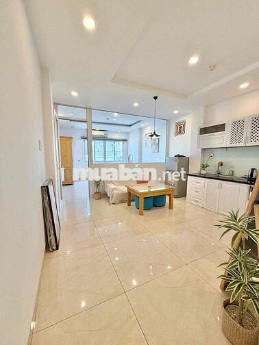CHDV 1 phòng ngủ - Cửa sổ thoáng - Ngay trung tâm - Gần tiện ích