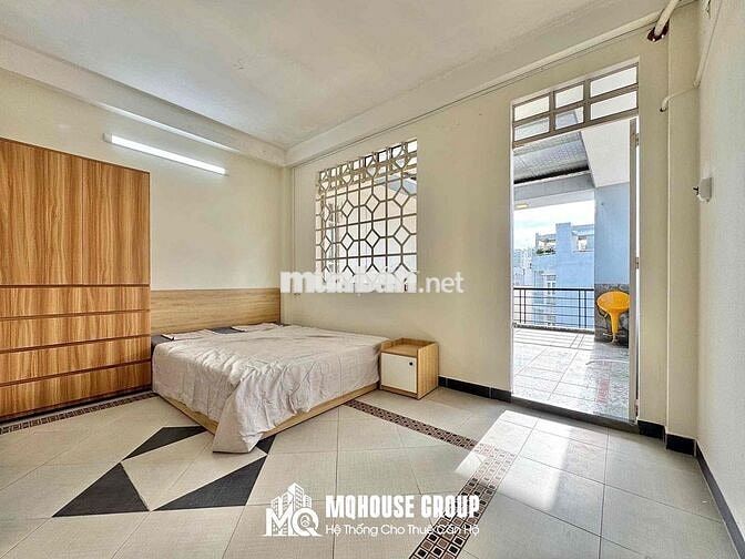 CHDV full nội thất 1-2pn ban công, cửa sổ mới 100% ngay khu Bàu Cát