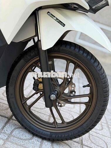 Honda Vario 125 2023 Trắng Vài ngàn km