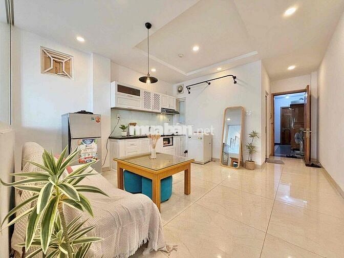 CHDV 1 phòng ngủ - Cửa sổ thoáng - Ngay trung tâm - Gần tiện ích