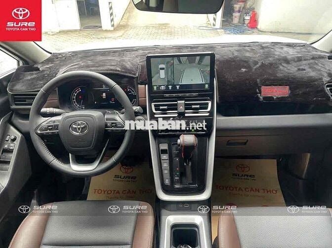 Toyota Innova Cross CVT 2024 odo 51.000Km