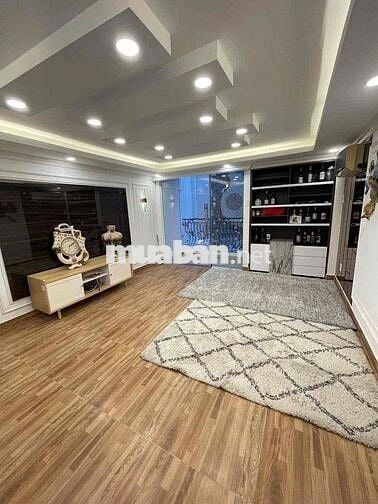 CHO THUÊ NHÀ PHỐ MẶT TIỀN ĐƯỜNG SỐ P. TÂN QUY Q7 🏡