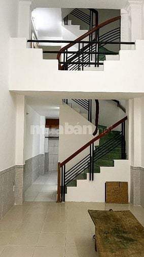 Nhà hẻm xe tải, trung tâm Gò Vấp - sát tường Cityland Park Hills