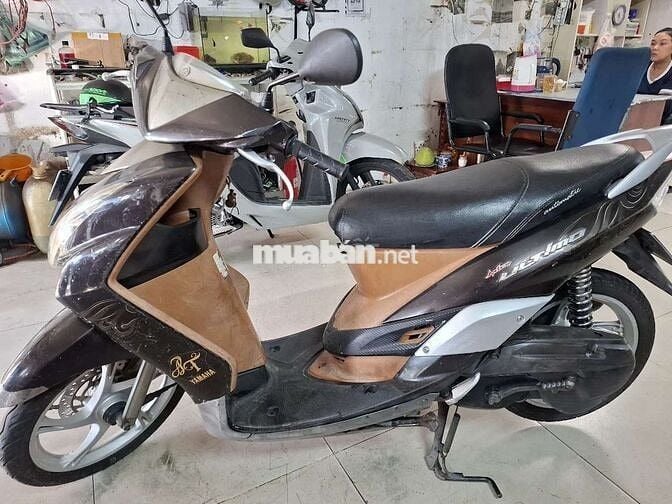 Yamaha Ultimo Nâu, Đen, Bạc
