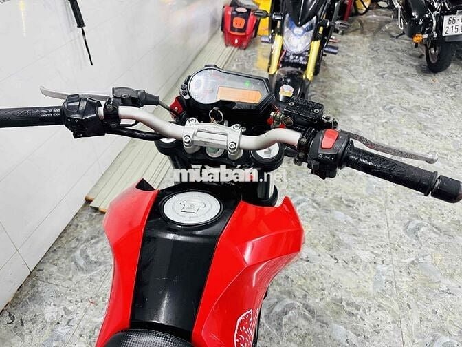 Benelli TNT 125 18000 km màu Đỏ