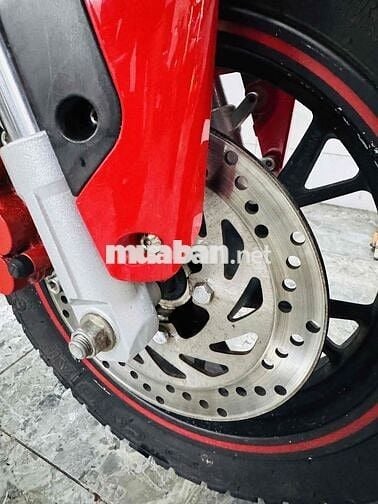 Benelli TNT 125 18000 km màu Đỏ