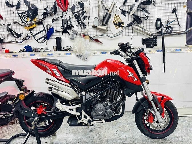 Benelli TNT 125 18000 km màu Đỏ