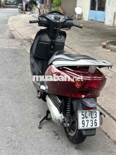 Honda Lead  màu Đỏ