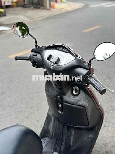 Honda Lead  màu Đỏ