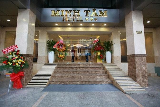 Bán khách sạn MT đường 3 Tháng 2, dòng tiền 900tr/tháng