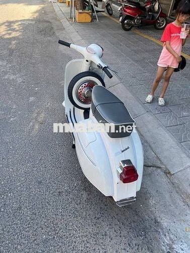CẦN BÁN VESPA CỔ