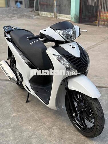 Honda SH150 2014 Trắng Đen Up Ý