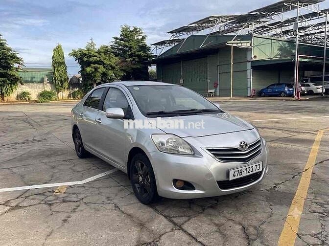 Toyota Vios 2009 Bạc