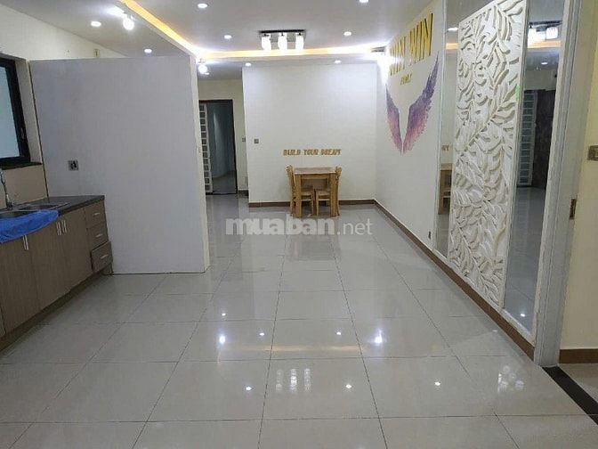 Cho thuê căn 3p ngủ có nội thất ở  C/c Âu cơ Tower-Tân Phú giá 11tr/th