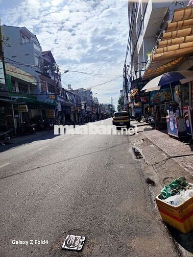 cho thuê nhà mặt tiền bế văn cấm