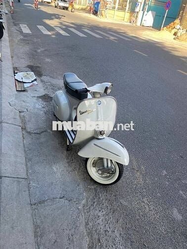 CẦN BÁN VESPA CỔ
