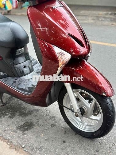 Honda Lead  màu Đỏ