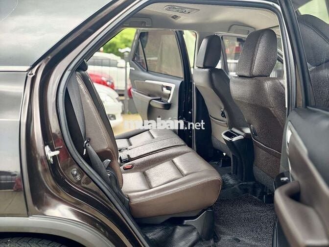Toyota Fortuner 2017 Xăng 13 vạn Đen