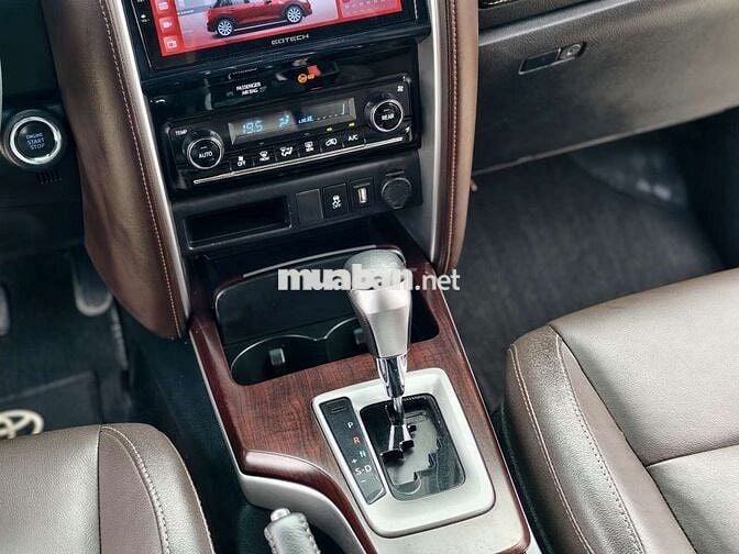 Toyota Fortuner 2017 Xăng 13 vạn Đen