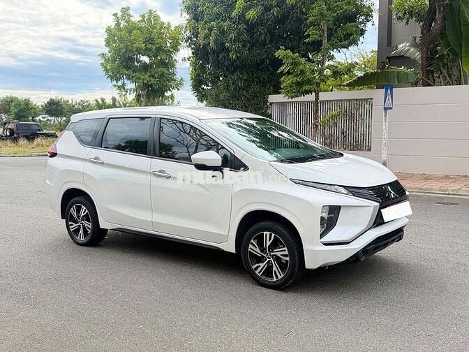 Mitsubishi Xpander MT 2024 Trắng Số sàn