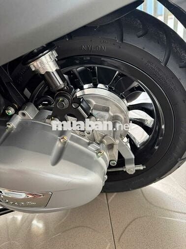 Piaggio Vespa Sprint 2000km Xám Đã sử dụng
