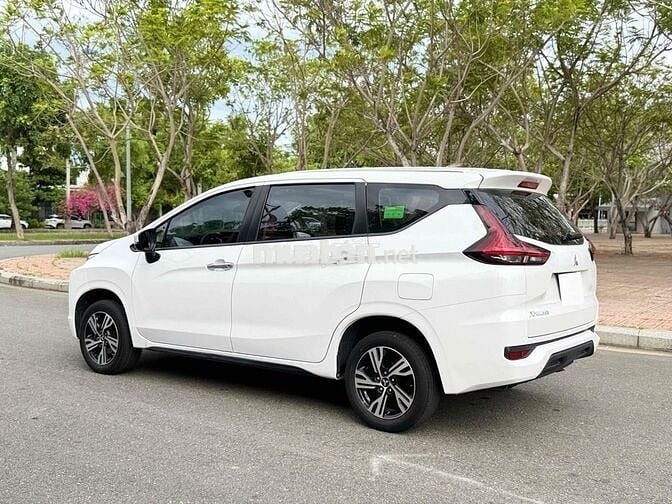 Mitsubishi Xpander MT 2024 Trắng Số sàn