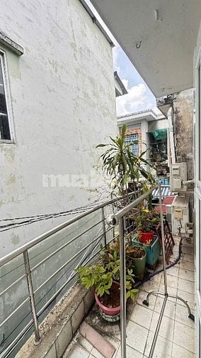Siêu phẩm nhà góc mặt tiền hẻm gần chợ Thuận Đạt - giá 1tỷ8 